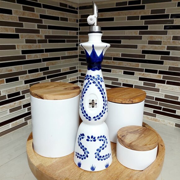 Clase Azul Olive Oil Dispenser – 750ml Ceramic Bottle - Picture 1 of 6